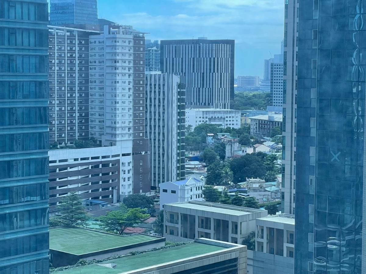 Uptown Parksuites Bgc Тагіг Екстер'єр фото
