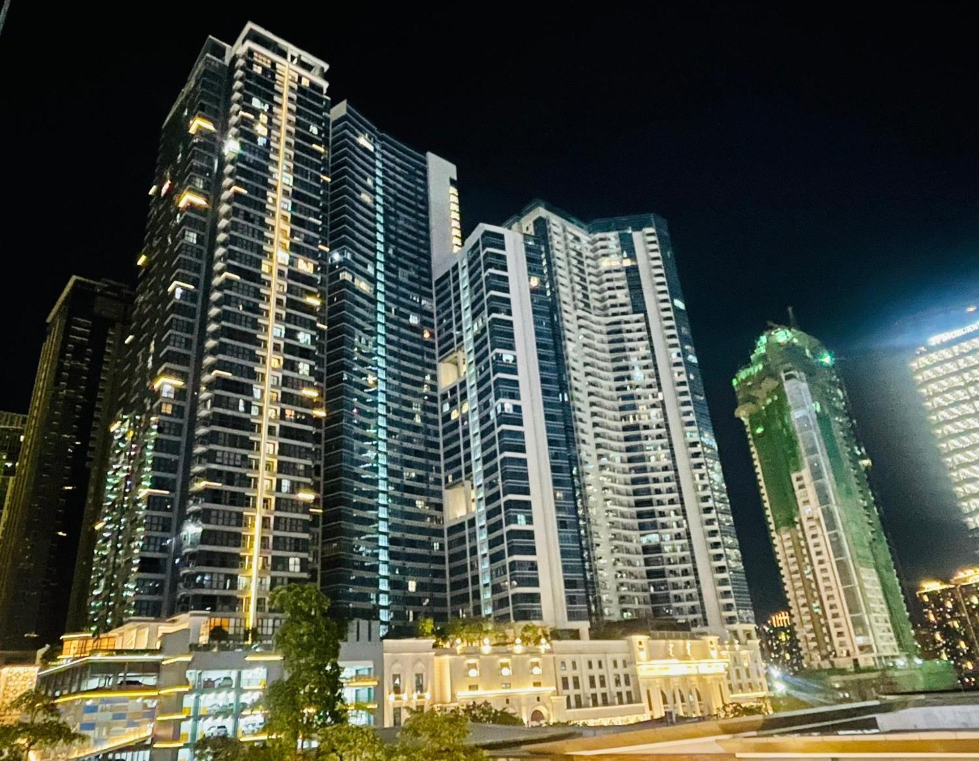 Uptown Parksuites Bgc Тагіг Екстер'єр фото