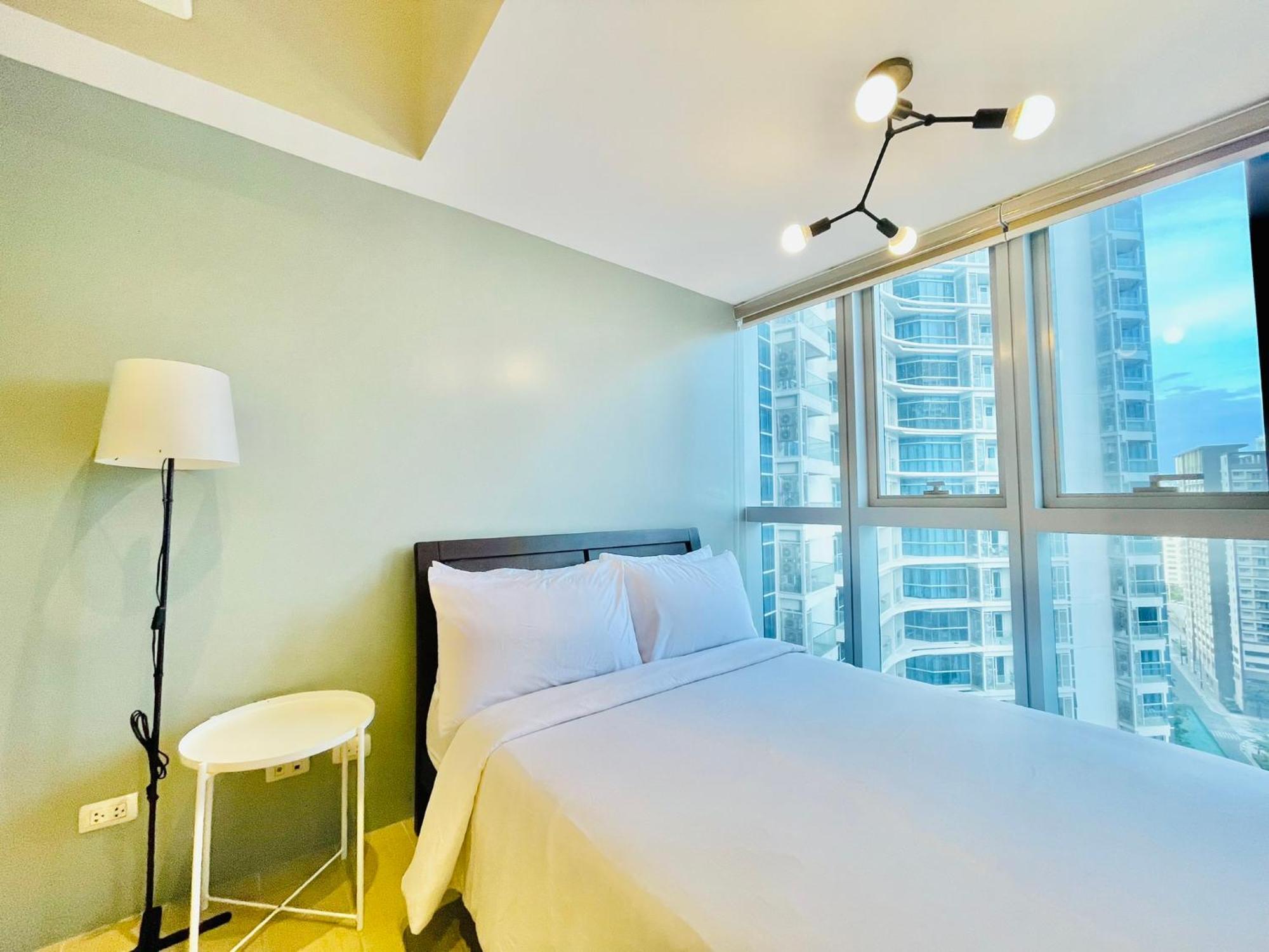 Uptown Parksuites Bgc Тагіг Екстер'єр фото