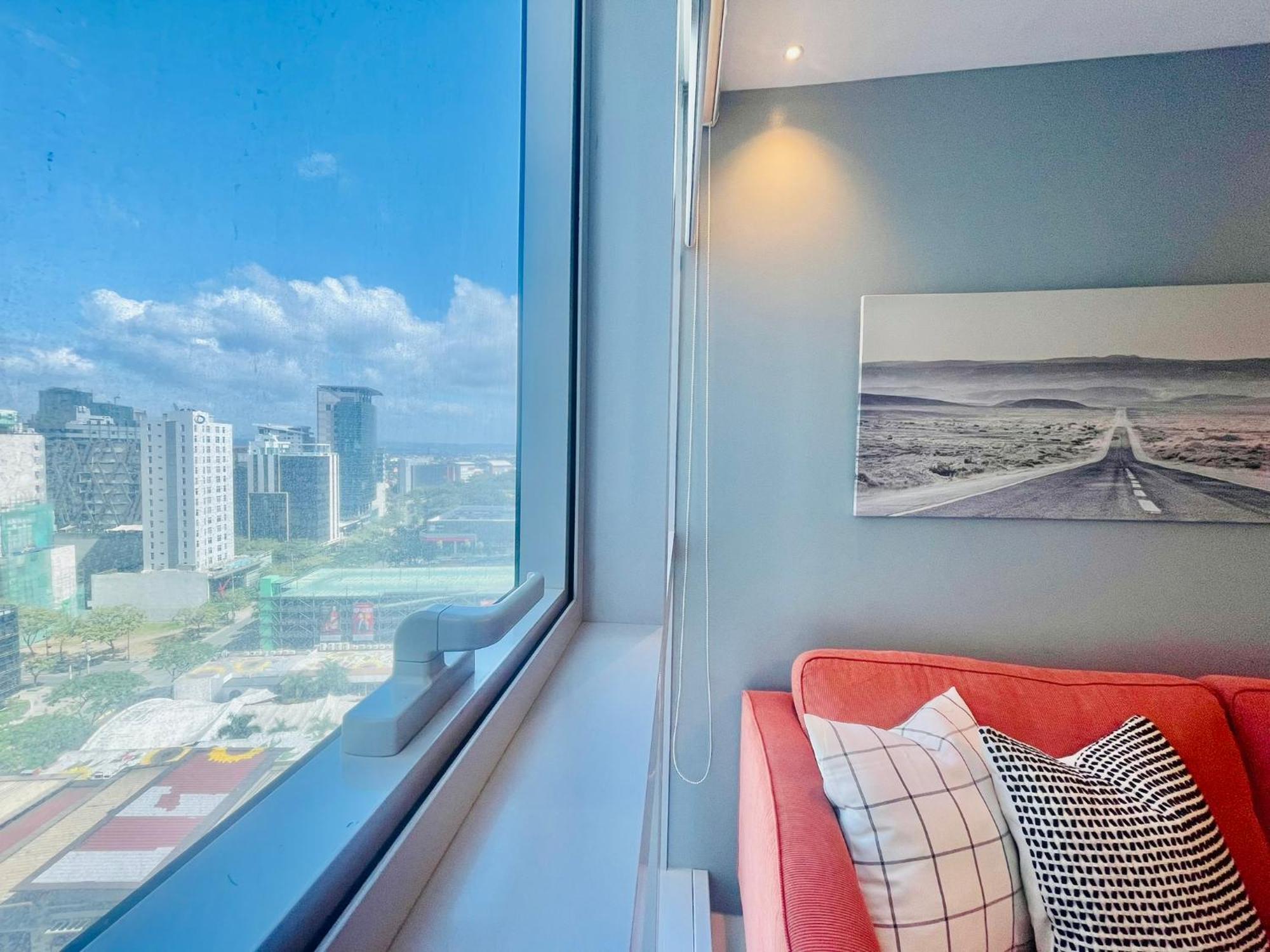 Uptown Parksuites Bgc Тагіг Екстер'єр фото